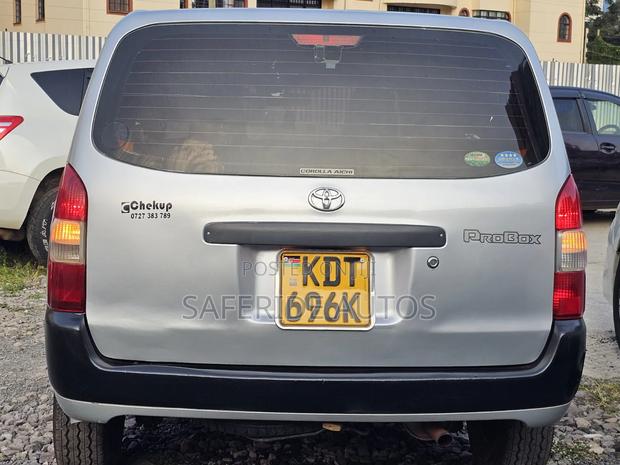 Toyota Probox 2018 Silver