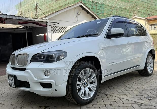BMW X5 xDrive 30i AWD (3.0L 6cyl 6A) 2009 White