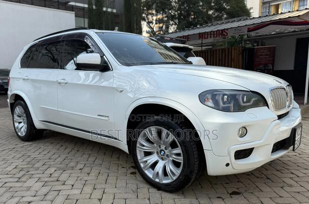 BMW X5 xDrive 30i AWD (3.0L 6cyl 6A) 2009 White
