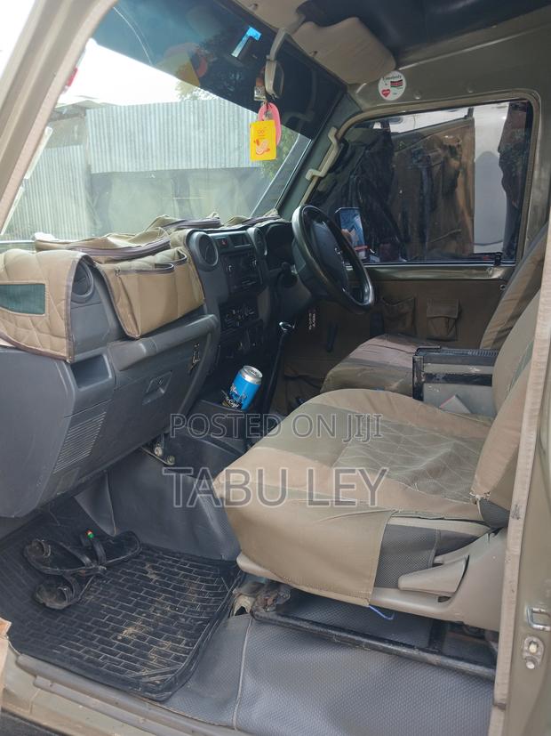 Toyota Land Cruiser 79 Series 2017 Beige