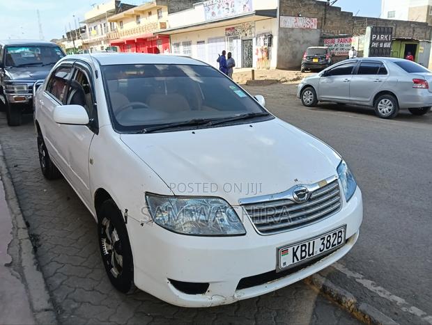 Toyota Corolla 2005 White