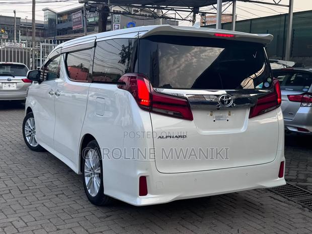 Toyota Alphard 2019 White