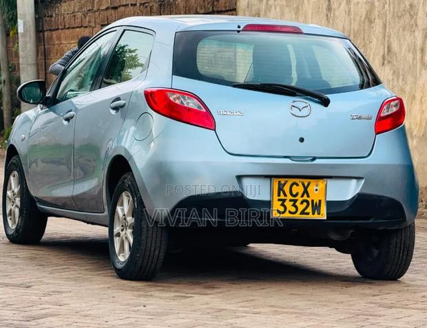 Mazda Demio 2012 Blue