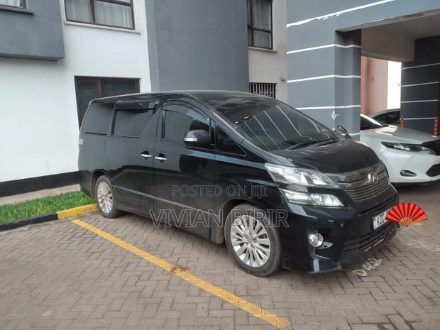 Toyota Vellfire 2014 Black