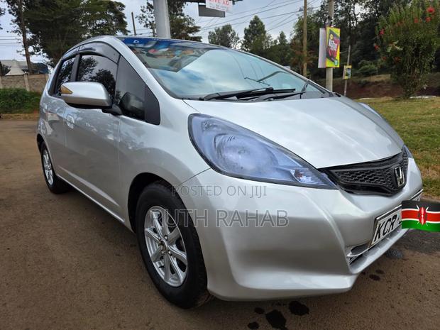 Honda Fit 2011 Silver