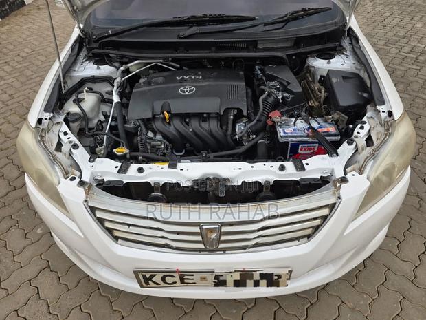 Toyota Premio 2009 White