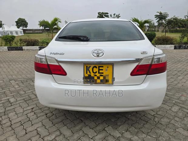 Toyota Premio 2009 White