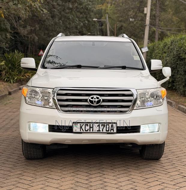 Toyota Land Cruiser 4.6 V8 ZX 2009 White