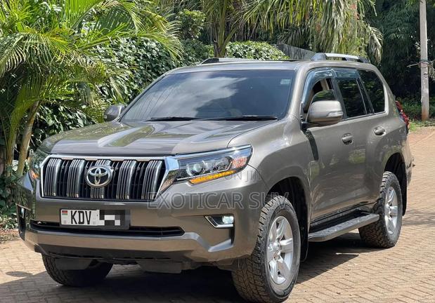 Toyota Land Cruiser Prado 2014 Gold