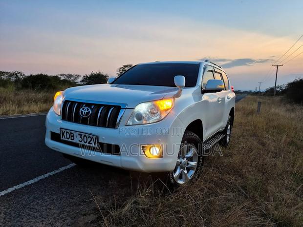 Toyota Land Cruiser Prado 2013 Pearl