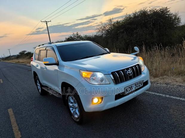 Toyota Land Cruiser Prado 2013 Pearl