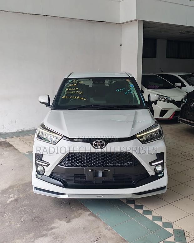 Toyota Raize 2020 White