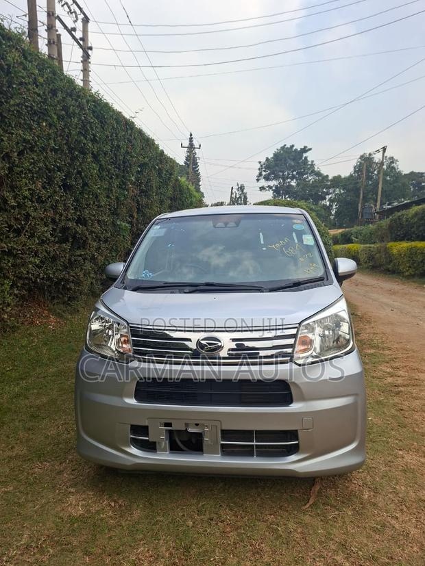 Daihatsu Move 2021 Silver