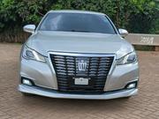 Toyota Crown 2016 Silver for sale