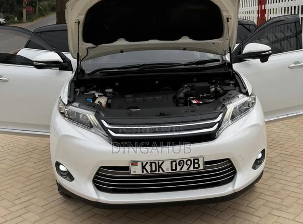 Toyota Harrier 2016 White
