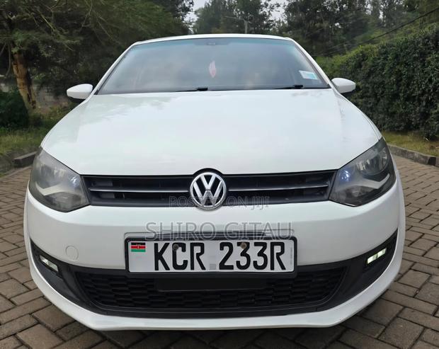 Volkswagen Polo 2013 White