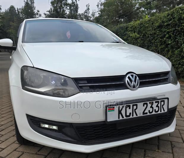 Volkswagen Polo 2013 White