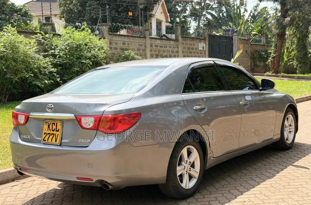Toyota Mark X 2010 Silver