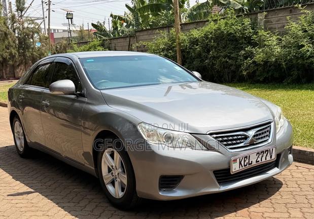 Toyota Mark X 2010 Silver
