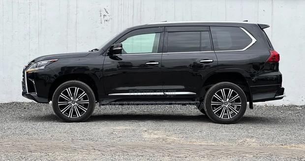 Lexus LX 2019 Black