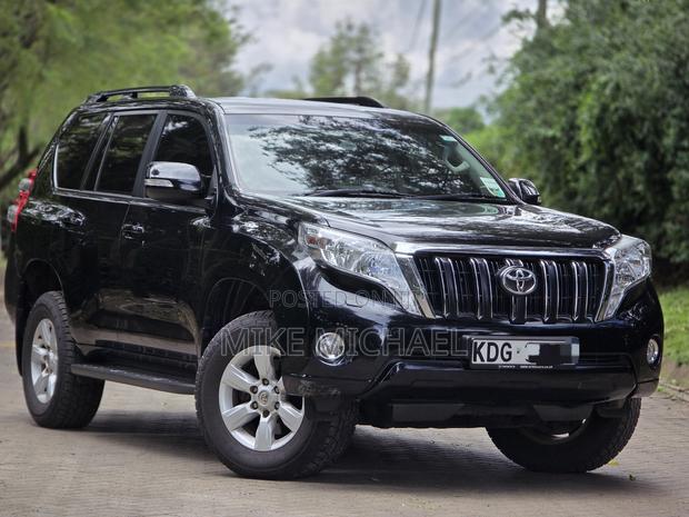 Toyota Land Cruiser Prado 2016 Black