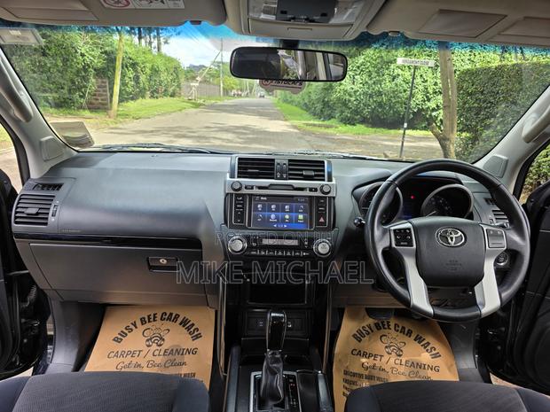 Toyota Land Cruiser Prado 2016 Black