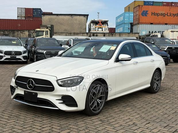 Mercedes-Benz E200 2021 White
