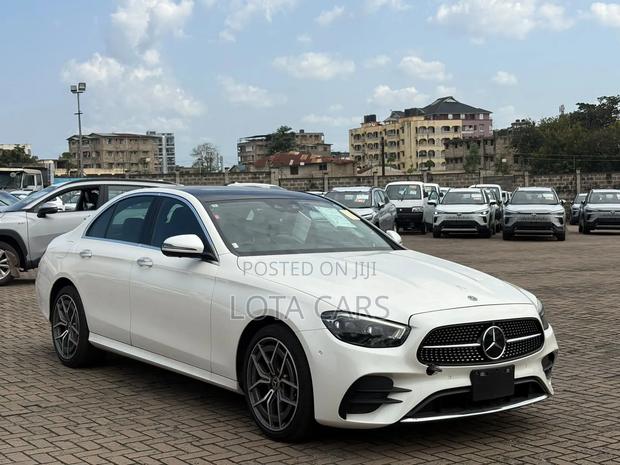 Mercedes-Benz E200 2021 White