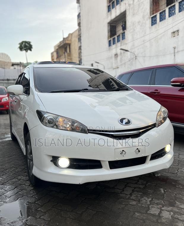 Toyota Wish 2015 White