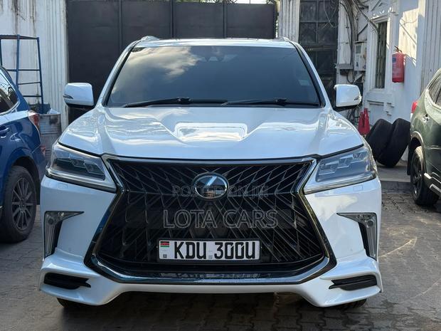Lexus LX 2016 White