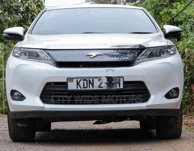 Toyota Harrier 2016 White