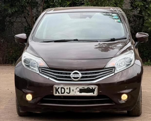 Nissan Note 2015 Brown