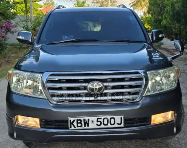 Toyota Land Cruiser 2011 Black