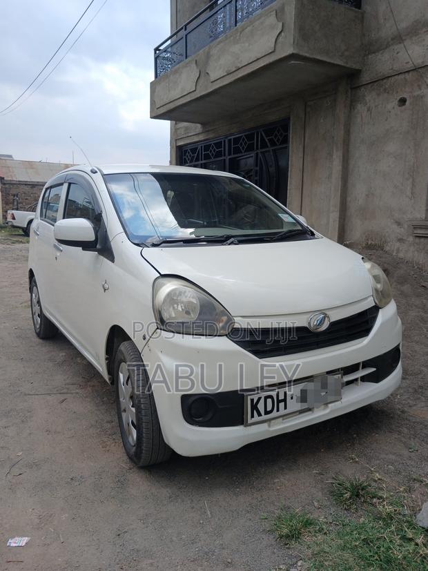 Daihatsu Mira 2015 White