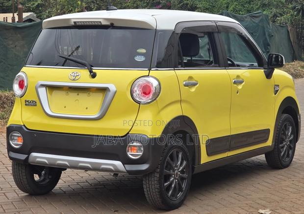 Toyota Pixis 2019 Yellow