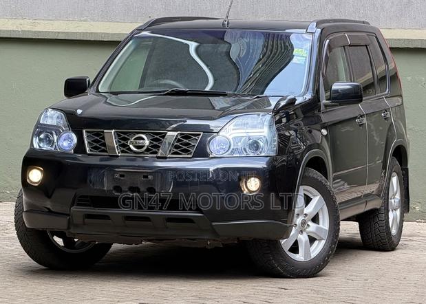 Nissan X-Trail 2.5 Petrol 4x4 SE 2010 Black