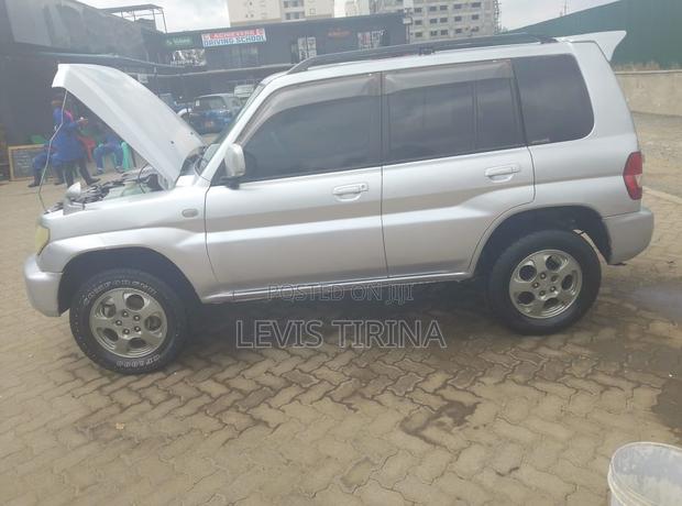 Mitsubishi Pajero 2000i IO 2005 Gray