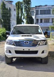 Toyota Hilux 2010 White for sale