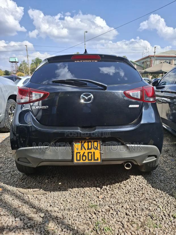 Mazda Demio 2017 Black