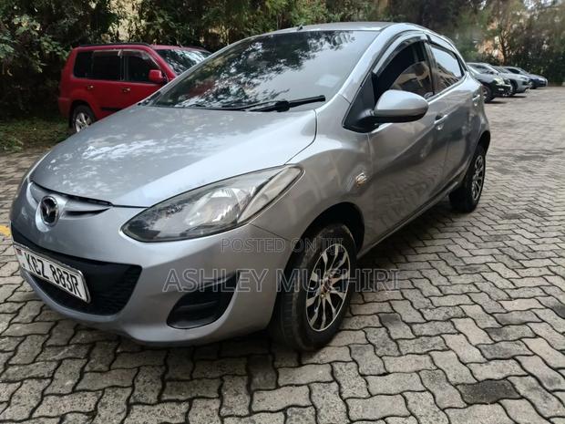 Mazda Demio 2013 Silver