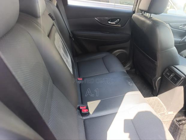 Nissan X-Trail 2019 Silver