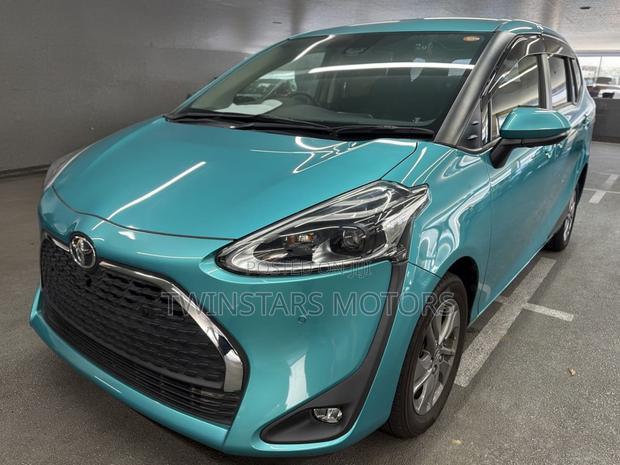 Toyota Sienta 1.5 FWD 2019 Teal