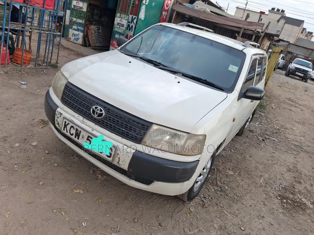 Toyota Probox 2010 White