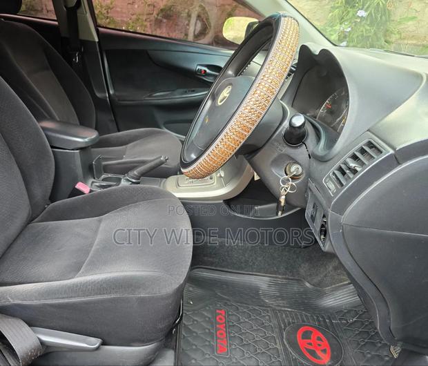 Toyota Corolla Fielder 2010 Black