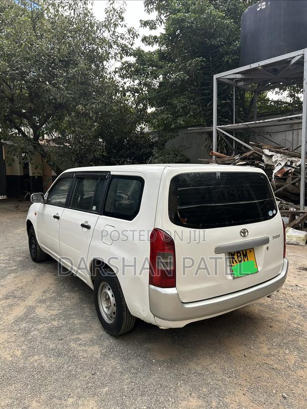 Toyota Probox 2006 White