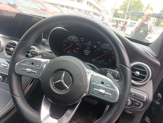Mercedes-Benz C200 2018 Black