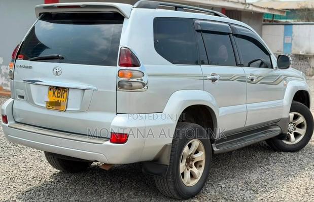 Toyota Land Cruiser 3.0 D-4D 2005 Silver