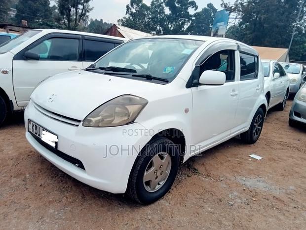 Toyota Passo 2006 White