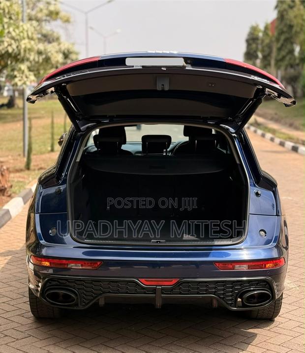 Audi Q5 2018 Blue