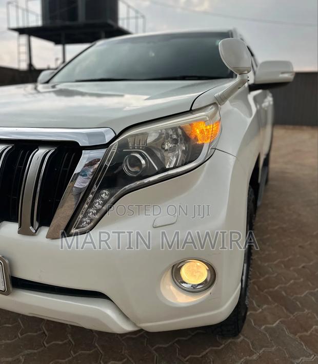 Toyota Land Cruiser Prado 2014 White